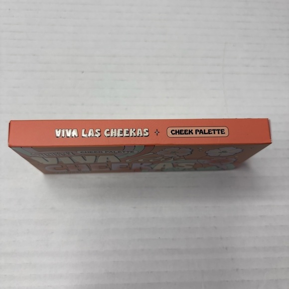 ALAMAR COSMETICS Viva Las Cheekas Cheek Fair/Light Palette - Picture 3 of 5
